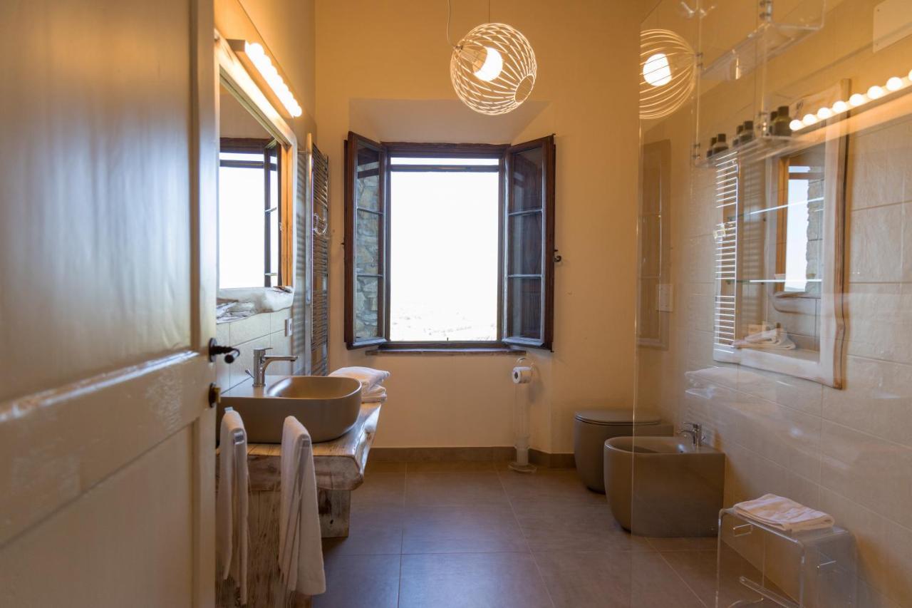 Tenuta Di Montemassi Fattoria ภายนอก รูปภาพ