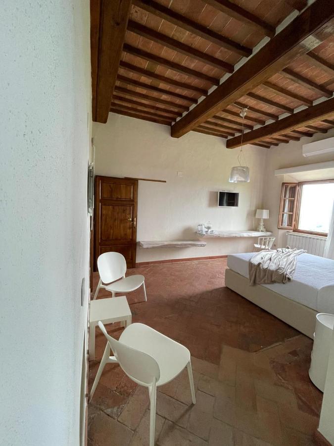 Tenuta Di Montemassi Fattoria ภายนอก รูปภาพ