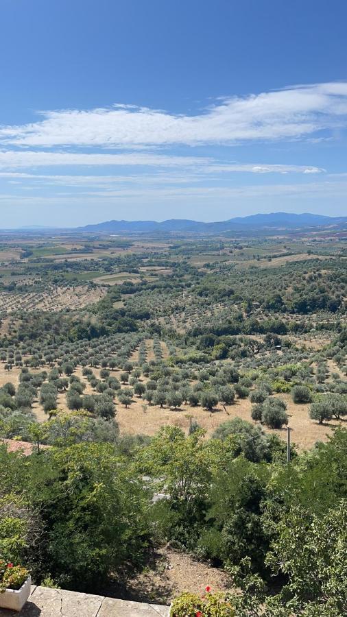 Tenuta Di Montemassi Fattoria ภายนอก รูปภาพ