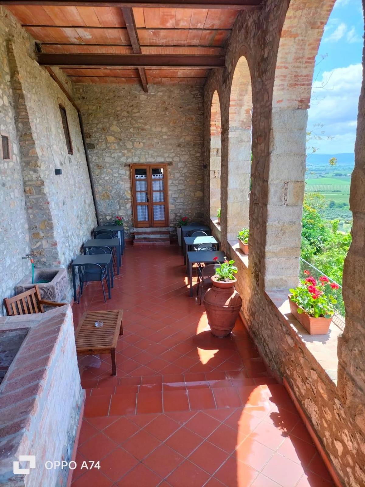 Tenuta Di Montemassi Fattoria ภายนอก รูปภาพ
